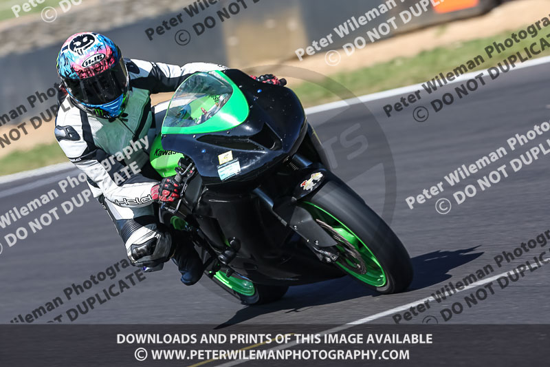 brands hatch photographs;brands no limits trackday;cadwell trackday photographs;enduro digital images;event digital images;eventdigitalimages;no limits trackdays;peter wileman photography;racing digital images;trackday digital images;trackday photos